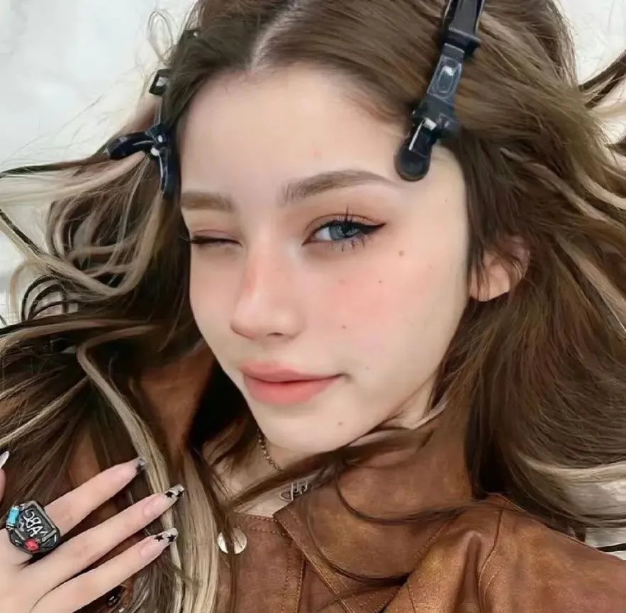 精灵小姐瘦不了